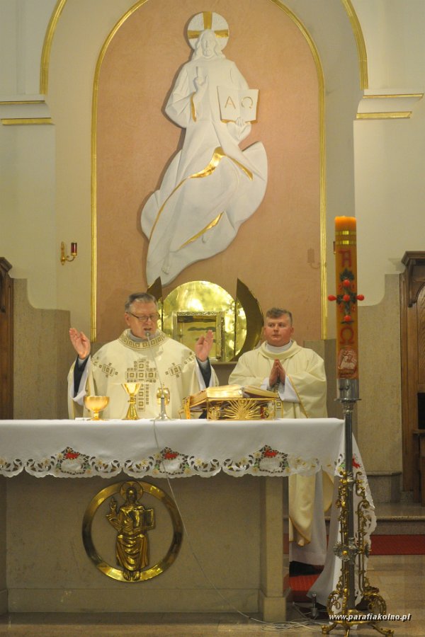 75 Liturgia Eucharystyczna.jpg